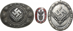 Lots
Lot-3 Stück Medaille für treue Dienste im Reichsarbeitsdienst für weibliche Jugend 3. Stufe, ohne Henkelöse und Band (1938 - 1943), Bronze versi...