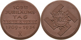 Drittes Reich
 Braune Porzellanmedaille 1934 (Meißen) 225-Jahrfeier des Infanterie-Regiments 102. Bandschleife mit Datum zwischen Schrift / Auf Haken...