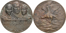 Erster Weltkrieg
 Bronzegussmedaille 1914 (Karl Goetz) Auf den Tod der drei Grafen von Spee im Seegefecht bei Coronel. Drei Brustbilder fast von vorn...