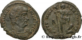 MAGNENTIUS
Type : Maiorina 
Date : février - mai 
Date : 350 
Mint name / Town : Rome 
Metal : copper 
Diameter : 25  mm
Orientation dies : 12  h.
Wei...