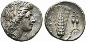Lucania, Metapontion, Stater, ca. 290-280 BC; AR (g 7,82; mm 21; h 6); Head of Demeter r., wearing grain wreath, triple-drop earring and necklace, Rv....