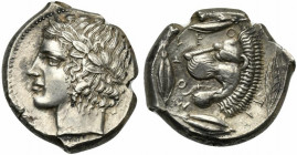 Sicily, Leontinoi, Tetradrachm, ca. 455-430 BC; AR (g 17,32; mm 26; h 10); Laureate head of Apollo l., Rv. Lion's head to l., with open jaws and tongu...