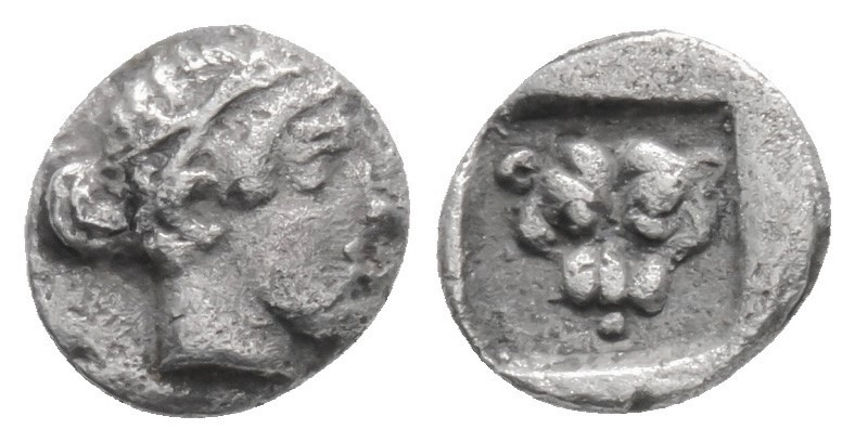 Greek
TROAS, Antandros (Circa Late 5th century BC)
AR Hemiobol (7.4mm, 0.42g)
He...
