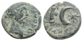 Roman Provincial
MESOPOTAMIA, Carrhae, Commodus (161-180 AD)
AE Bronze (13.6mm, 2.3g)
Obv: KοΜοΔ (?) (facing outward). Laureate head of Commodus, r.
R...