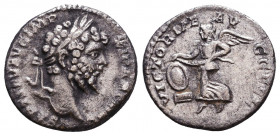 Septimius Severus (193-211) - AR Denarius. Reference: Condition: Very Fine

 Weight: 2,8 gr Diameter: 17,6 mm