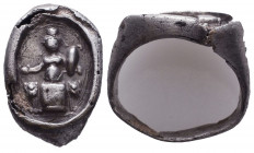 Very Beautiful Ancient Roman Solid Silver signet ring with a Deity or Ruler on Bezel ! Ca. 100-300 AD Condition: Very Fine 

 Weight: 9,5 gr Diamete...