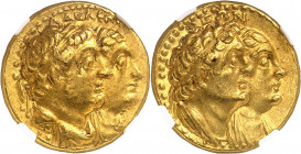 Royaume lagide, Ptolémée II (283-246 av. J.-C.). Tétradrachme Or ou pentekontadrachmon (50 drachmes) ND (après août 272 av. J.-C.), Alexandrie.
NGC C...
