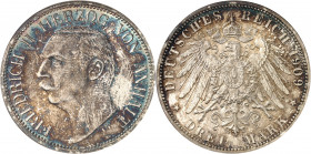 Anhalt-Dessau, Frédéric II (1904-1918). 3 (drei) mark 1909, A, Berlin.
NGC MS 67 (100437-016).
Av. FRIEDRICH II HERZOG VON ANHALT. Tête nue à gauche...