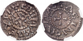 Charlemagne (768-814). Denier ND (c.793-812), Agen.
NGC AU DETAILS TOOLED (5781134-006).
Av. (à 12 h.) + CARLVS REX FR. Monogramme carolin. 
Rv. + ...