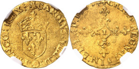 Charles IX (1560-1574). Écu d’or au soleil 1565, I, Limoges.
NGC MS 65 (5784009-036).
Av. CAROLVS: VIIII: D: G: FRANCO: REX:. Écu de France couronné...