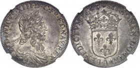 Louis XIII (1610-1643). Demi-écu, 3e type, 2e poinçon de Warin, petit buste 1643, A, Paris (rose).
NGC MS 61 (6143413-022).
Av. LVDOVICVS. XIII. D. ...