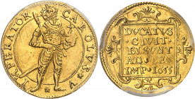 Besançon (ville de), Ferdinand III. Demi-ducat 1655, Besançon.
PCGS MS61 (42557729).
Av. CAROLVS* V* IMPERATOR. L’Empereur debout à droite, cuirassé...