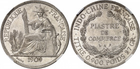 IIIe République (1870-1940). Piastre 1909, A, Paris.
NGC MS 63 (5783257-010).
Av. REPUBLIQUE FRANÇAISE. La République rayonnante, assise à gauche et...
