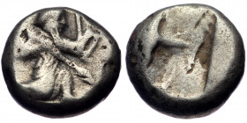 Ionia under Achaemenid dynasty, AR siglos (Silver, 14,0 mm, 5,50 g), ca. 480-420 BC. 
Obv: Persian king in kneeling-running stance right, holding spea...