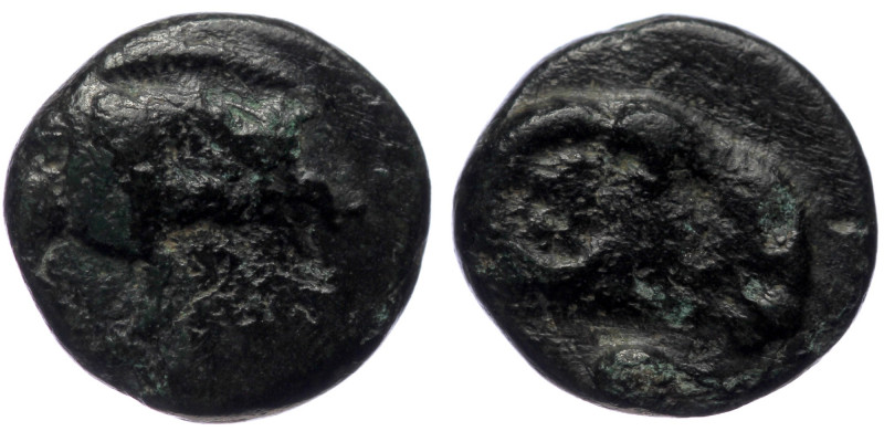 Ionia, Clazomene (?), AE (Bronze, 9,8 mm, 0,95 g), hellenistic or Roman period.
...