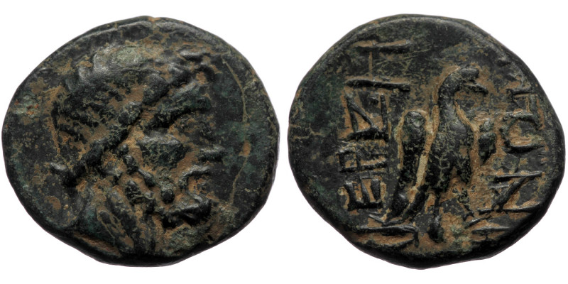 Phrygia, Eriza, AE (bronze, 6,32 g, 18 mm) 200-10 BC
Obv: Bearded head of Zeus o...