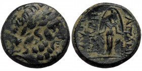 Phrygia. Apameia, AE (bronze, 6,97 g, 20 mm), HPAKΛEI (Herakle-) EΓΛO (Eglo-) (88-40 BC)
Obv: Laureate head of Zeus right 
Rev: AΠAME[ΩN] HPAKΛEI EΓΛO...