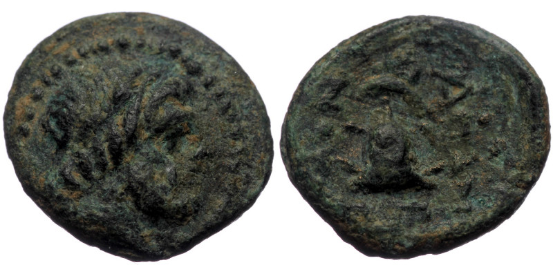 Phrygia. Apameia AE (Bronze, 1.96g, 13mm) 133-48 BC unknown magistrate.
Obv: Lau...