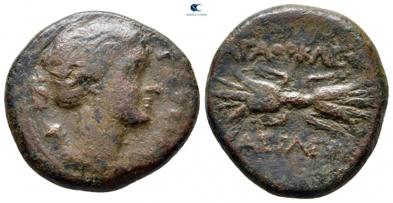 Sicily. Syracuse. Agathokles 317-289 BC. 
Bronze Æ

24 mm, 9,38 g



near...