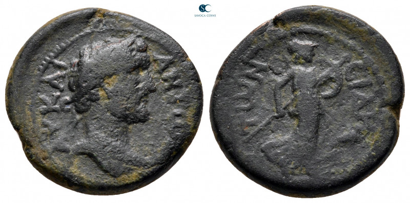 Pamphylia. Side. Antoninus Pius AD 138-161. 
Bronze Æ

20 mm, 5,51 g



n...