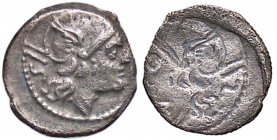 WAHRROMANE REPUBBLICANE - ANONIME - Monete senza simboli (dopo 211 a.C.) - Sesterzio B. 4; Cr. 44/7 (AG g. 0,88)
 

qBB