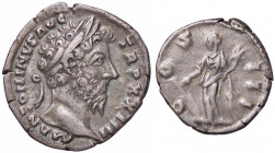 WAHRROMANE IMPERIALI - Marco Aurelio (161-180) - Denario C. 136; RIC 215 (AG g. 2,75)
 

BB+/BB