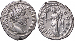 WAHRROMANE IMPERIALI - Marco Aurelio (161-180) - Denario C. 413 (AG g. 3,23)
 

BB