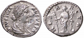 WAHRROMANE IMPERIALI - Faustina II (moglie di M. Aurelio) - Denario C. 111; RIC M686 (AG g. 2,92)
 

BB+