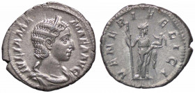 WAHRROMANE IMPERIALI - Giulia Mamea (madre di A. Severo) - Denario C. 60; RIC 351 (AG g. 3,1)
 

bello SPL