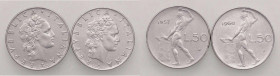 WAHRREPUBBLICA ITALIANA - Repubblica Italiana (monetazione in lire) (1946-2001) - 50 Lire 1964 e 1966 AC Il 1966 ha un segno
Il 1966 ha un segno

q...