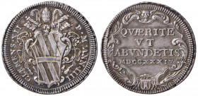 Clemente XII (1730-1740) Testone 1734 Anno IIII - Munt. 43 AG (g 8,43)
 SPL+/qFDC