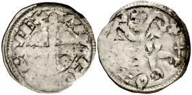 Alfonso IX (1188-1230). Cruz sobre vástago. Dinero. (AB. 136 var) (Orol 22 var). 0,87 g. Muy rara. MBC-.