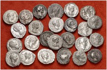 Lote de 25 denarios, la mayoría de la dinastía Severa. A examinar. MBC-/MBC+.