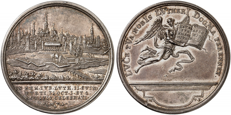 SCHWEINFURT. - Stadt. 
Silbermedaille 1717 (Chronogramm, von G. W. Vestner, 37,...
