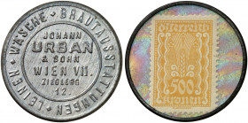 AUSLAND. ÖSTERREICH. Wien. Johann Urban 
Lot von 2 Stück: Zinkhülle, 100, 500 Kronen, MUG perlmutt. Menzel - vz