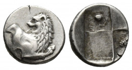 THRACE, Chersonesos. (Circa 386-338 BC). AR Hemidrachm.
Obv: Forepart of lion right, head reverted.
Rev: Quadripartite incuse square with alternating ...