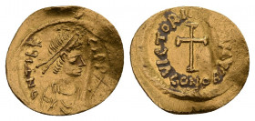 MAURICE TIBERIUS (582-602 AD). AV, Tremissis. Constantinople.
Obv: δ N TIЬЄ[RI] P P [AVG]. 
Diademed, draped and cuirassed bust right.
Rev: VICTORI...