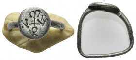 ANCIENT BYZANTINE SILVER SEAL RING (9TH-12TH CENTURY AD.)
Condition : See picture. No return
Weight : 3.96 g
Diameter: 21.5 mm