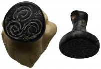 ANCIENT STONE SEAL (9ST-14TH CENTURY BC)
Condition : See picture. No return
Weight : 15.37 g
Diameter: 20.8 mm