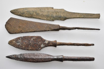 4 ANCIENT GREEK/ROMAN BRONZE/IRON SPEARHEAD LOT
Condition : See picture. No return
