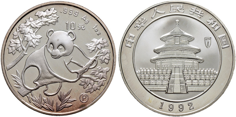 China-Volksrepublik. 
10 Yuan (1 Unze Silber) 1992. Panda auf Baum. Mit Beizeic...