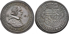 Haus Habsburg. Erzherzog Leopold (V.) 1619-1632 
Taler 1624 -Hall-. MT 453 var., Dav. 3330, Voglh. 175/2. -Walzenprägung- feine Patina, minimale Schr...