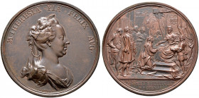 Haus Habsburg. Maria Theresia 1740-1780 
Bronzemedaille 1762 von F. Würth, auf die Wiederherstellung der Hofämter in Siebenbürgen. Brustbild der Kais...