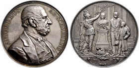 Wien, Stadt. 
Mattierte Silbermedaille 1890 von A. Scharff, auf das 25-jährige Dienstjubiläum von Anton Ritter von Schmerling (1805-1893) als Kurator...