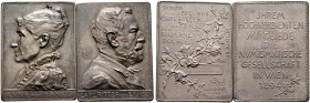 Wien, Stadt. 
2-tlg. Set, bestehend aus: Mattierte Silberplakette 1893 von A. Scharff, auf die Silberhochzeit von Karl Ritter von Ernst - seinem Freu...