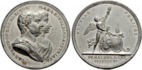 Bayern. Karl Theodor 1777-1799 
Zinnmedaille mit Kupferstift 1795 von C. Destouches, auf seine zweite Vermählung mit Maria Leopoldina von Österreich....