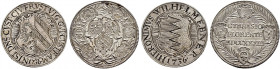 Nürnberg, Stadt. 
Silbernes Torzeichen 1736 des Hieronymus Wilhelm Ebner von Eschenbach. Das zweigeteilte, dritte Stadtwappen in verzierter Kartusche...