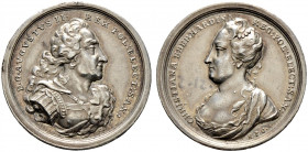 Sachsen-Albertinische Linie. Friedrich August I. August der Starke") 1694-1733 
Kleine Silbermedaille o.J. (um 1720) von H.P. Großkurt, auf das Kurfü...