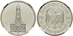 Drittes Reich. 
5 Reichsmark 1934 D. Garnisonskirche. J. 357. In Plastikholder der NGC (slabbed) mit der Bewertung PF 62 CAMEO winzige Kratzer, Polie...