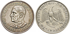 Drittes Reich. 
Mattierte Silbermedaille 1933 von O. Gloeckler (unsigniert), auf die Machtergreifung. Brustbild Hitlers nach links / Adler mit gespre...